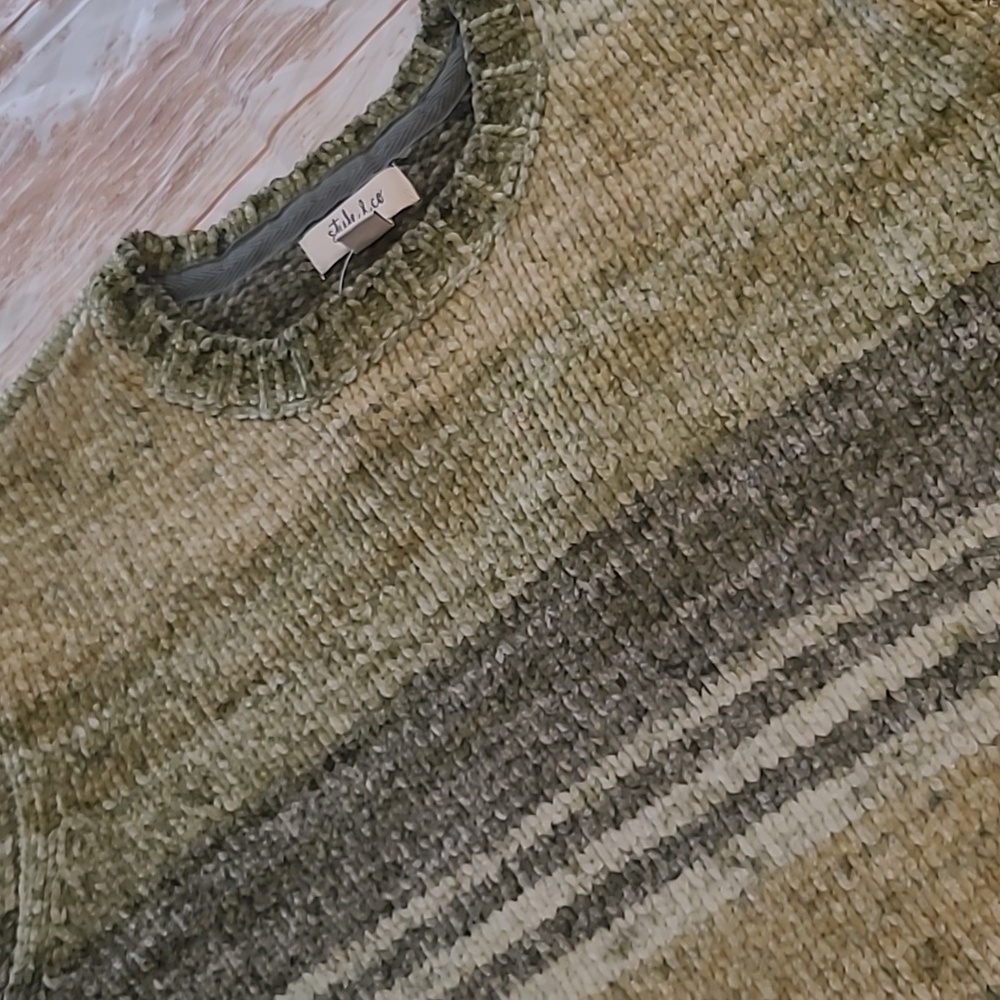 Style & Co. XL Sweater. New . Whimsy Olive‎